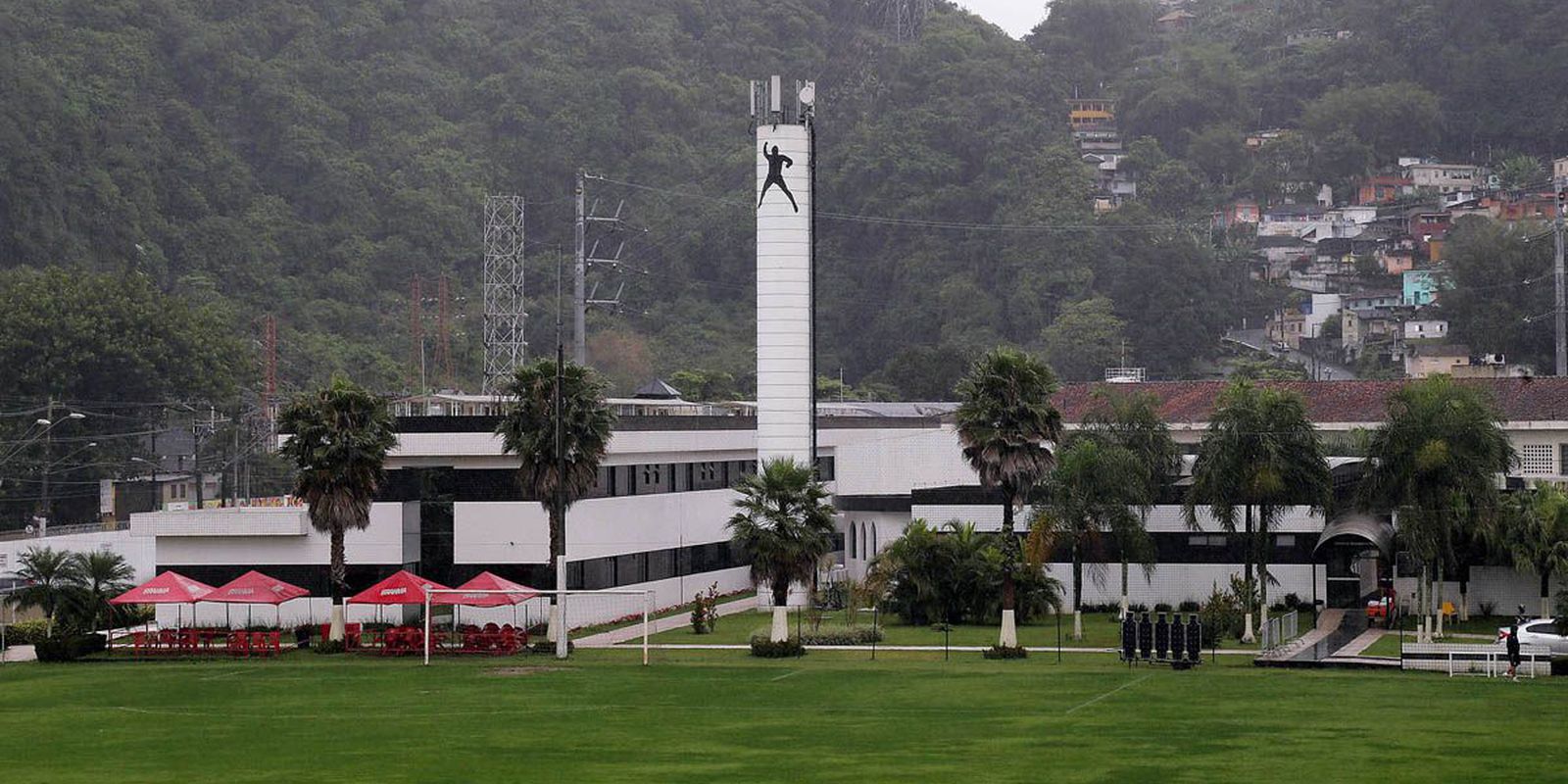 Santos regulariza ocupação do Centro de Treinamento Rei Pelé
