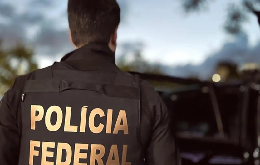 PF apreende 100 kg de droga que iriam para o Complexo do Alemão