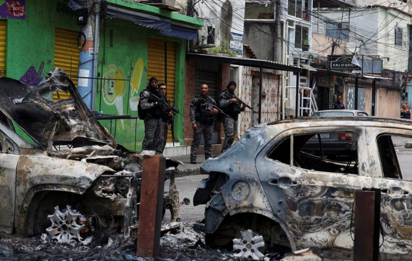 Estado e governo federal se unem para retomar territórios no Rio