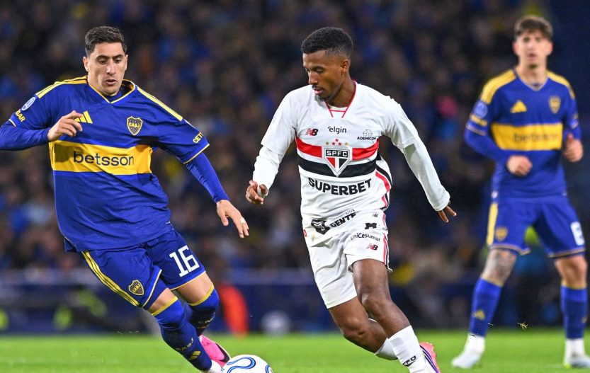 Ex-Palmeiras marca e São Paulo perde do Boca Juniors na Sul-Americana
