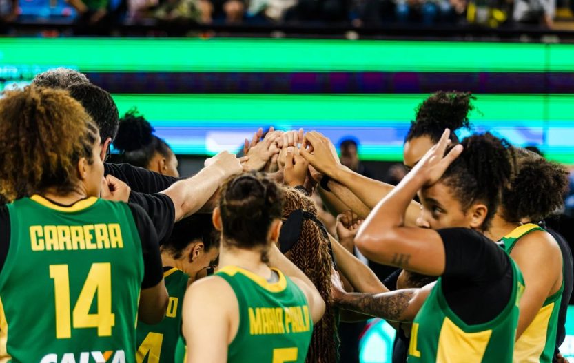 Brasil enfrenta Argentina por vaga no Pré-Olímpico de basquete