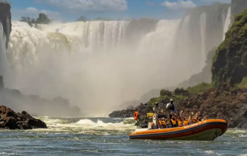 Holandês morre durante passeio de barco nas Cataratas do Iguaçu