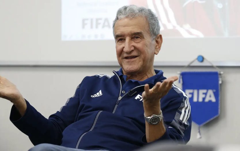 Parreira apresenta melhora e pode deixar UTI até o final de semana