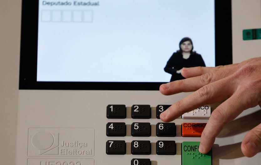 Campanha eleitoral nas ruas e propaganda virtual começam neste domingo