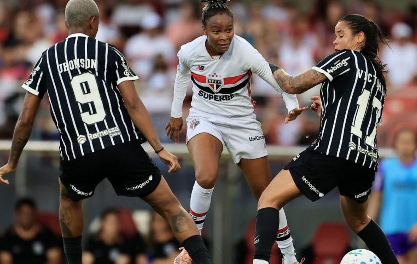 São Paulo segura Corinthians e é campeão brasileiro pela 1ª vez