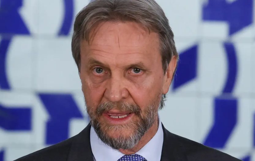 Após AVC isquêmico, líder do PT na Câmara não apresenta déficit motor