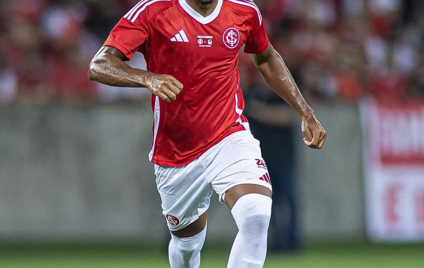 Victor Gabriel é suspenso por STJD até que Gabriel Pec volte a treinar