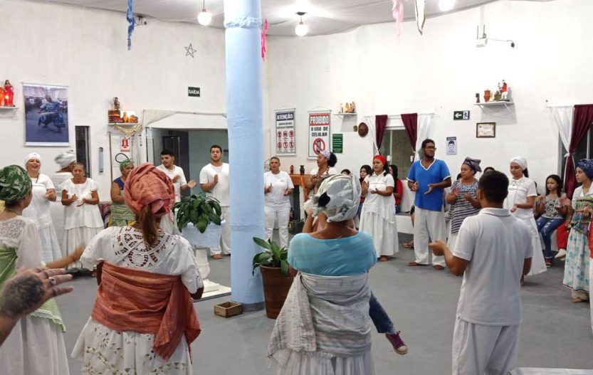 Eleitores de religiões afro se sentem invisíveis em campanha eleitoral